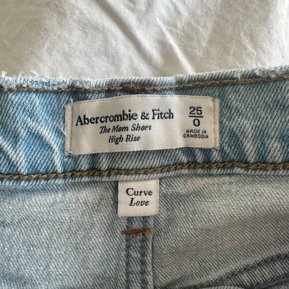 Abercrombie High Rise Mom Shorts (Curve) - Picture 5 of 8